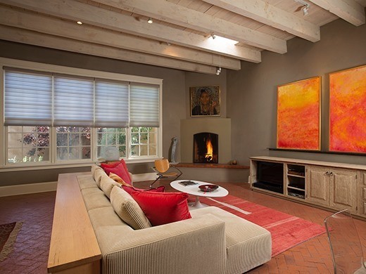 Hunter Douglas Dealer Image